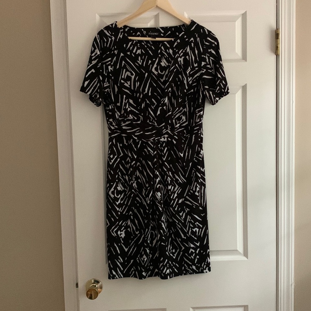 Black and white fitted dress